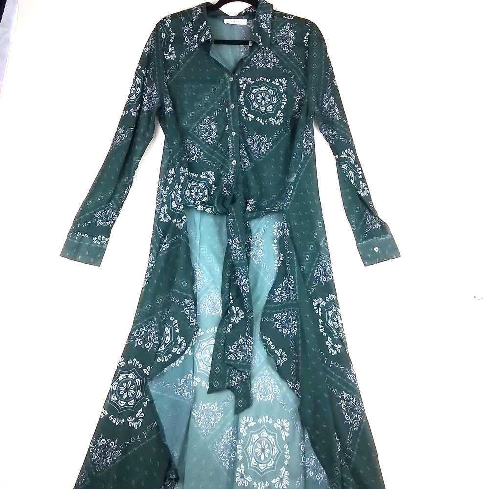 Soncy‎ Semi Sheer High Low Waterfall Blouse Size 0 (12) in Green w/ White Print